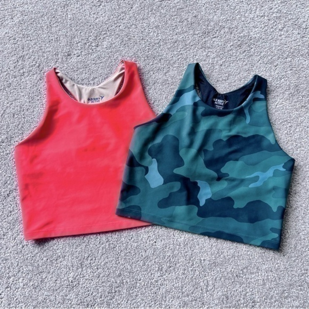 Old Navy Active girls cropped tank with built in bra size 10/12